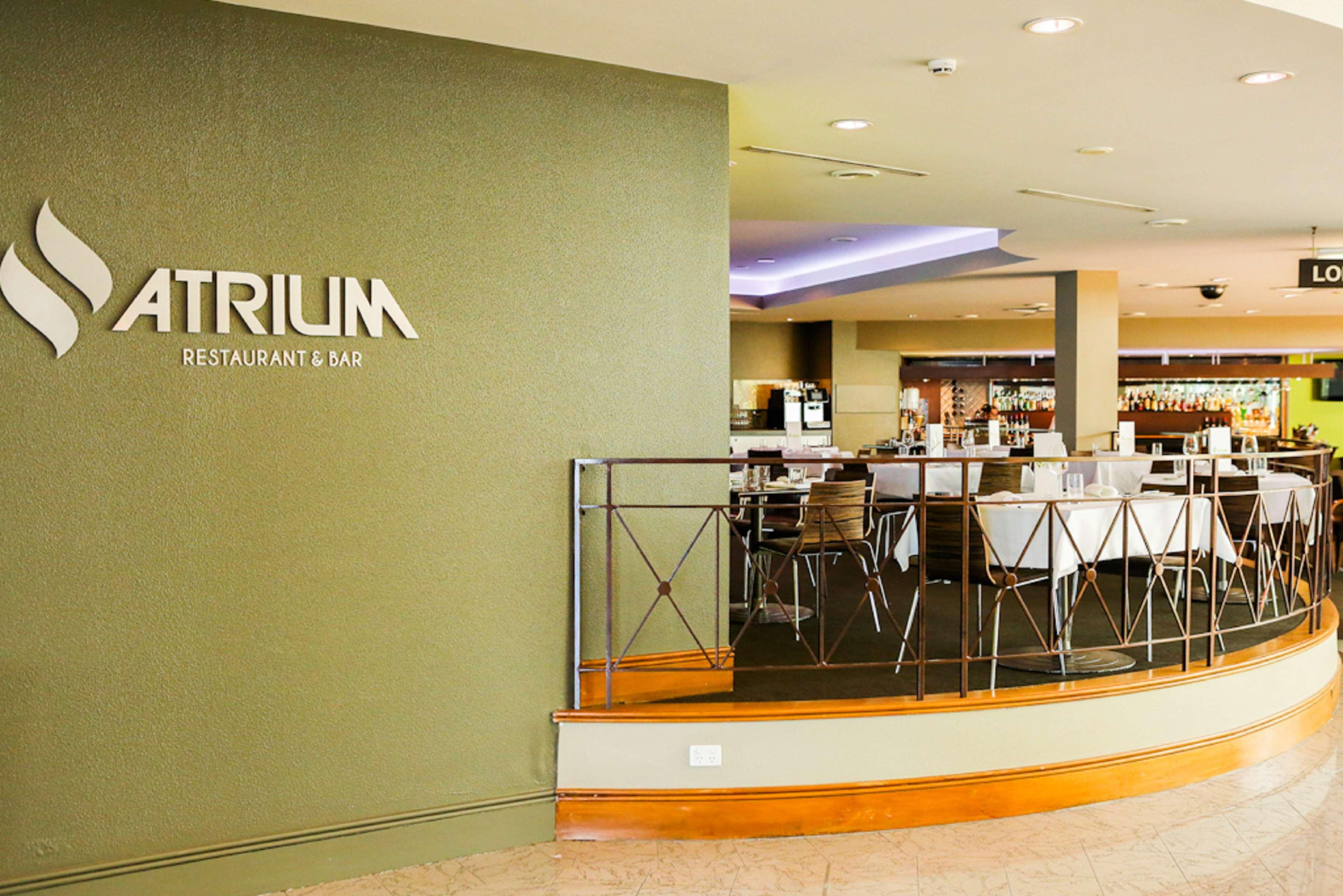 Doubletree By Hilton Cairns Exterior foto